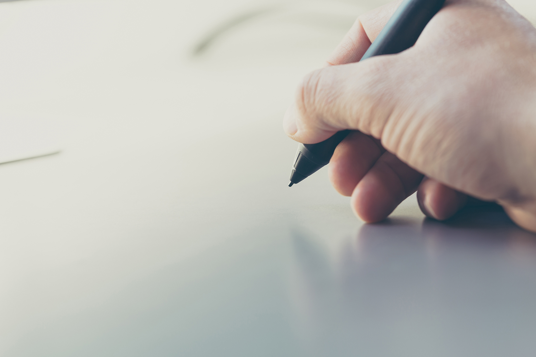 When & How to Use Digital Signatures in Construction