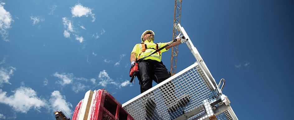 Construction worker using tether tools/Photo courtesy of Hilti