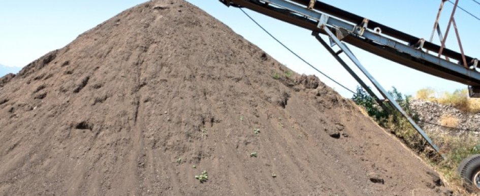 Should You Reconsider Your Choice in Topsoil?