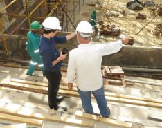 engineer and project manager on a construction jobsite; Photo credit: Mark Potterton, Unsplash 