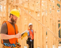 4 Ways a Mobile Workforce App Can Streamline Your Construction Business