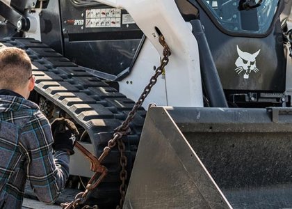 Bobcat compact loader 