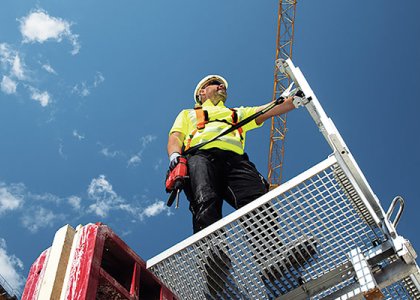Construction worker using tether tools/Photo courtesy of Hilti