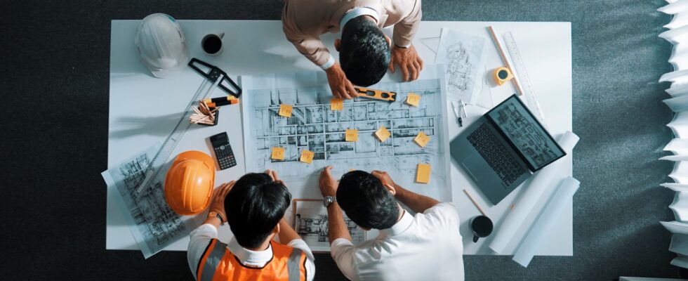 construction project management meeting