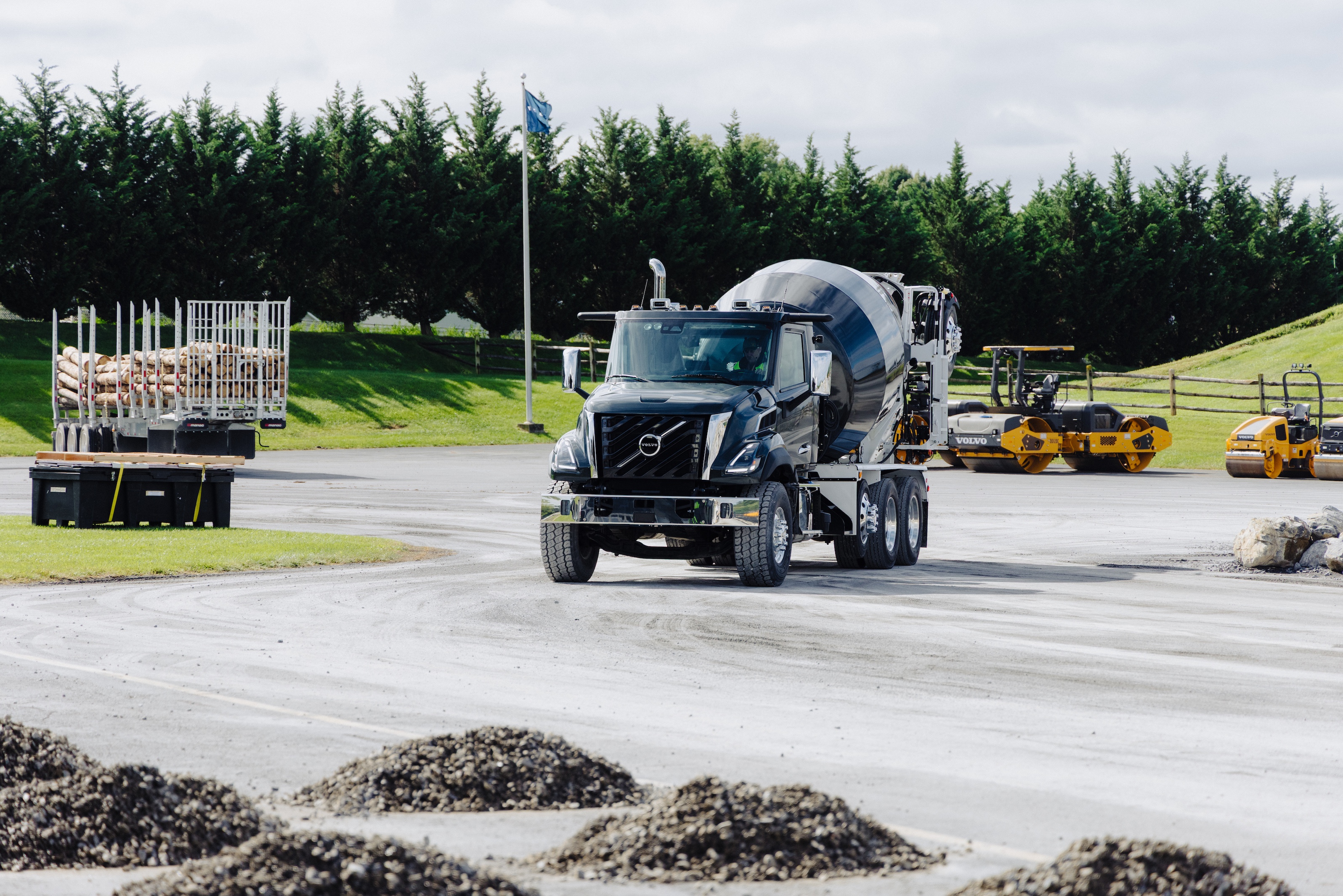 Volvo VNX vocational truck 