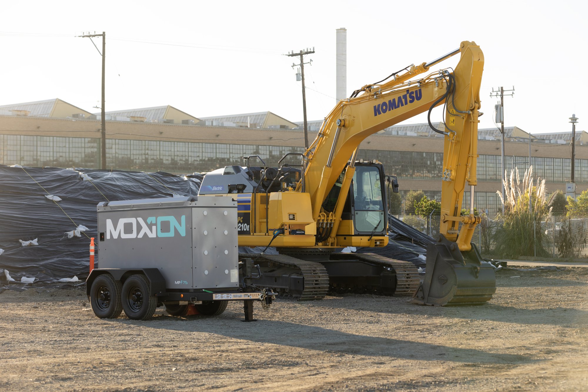 Crew onsite with Moxion and Komatsu equipment