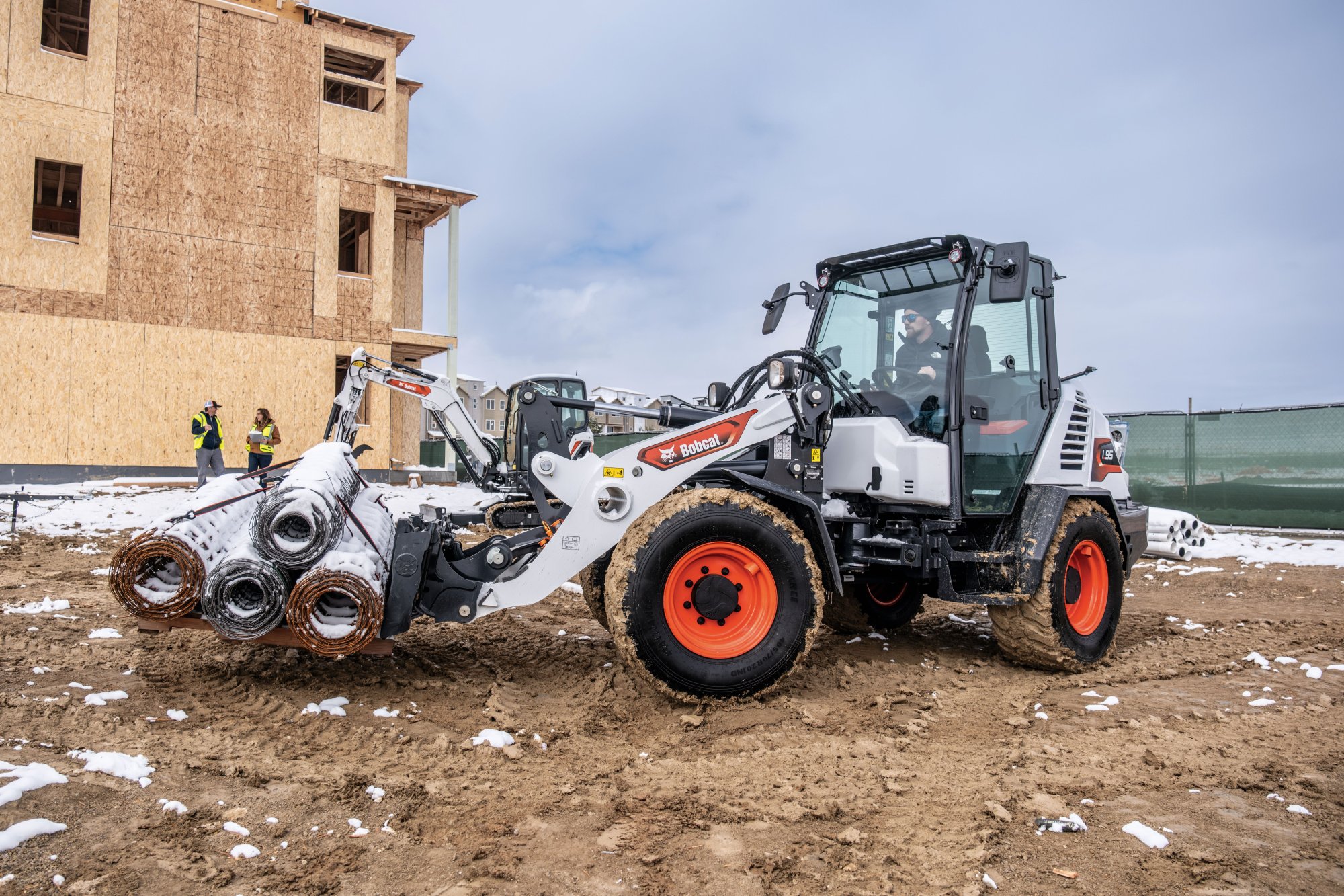 Bobcat compact wheel loader with pallet fork